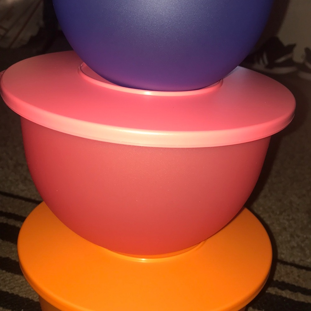 Tupperware 🧡💖💜 - Picture 3 of 7